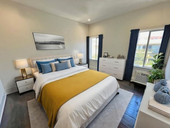 Photo - 2801 San Marino St Unidad 7