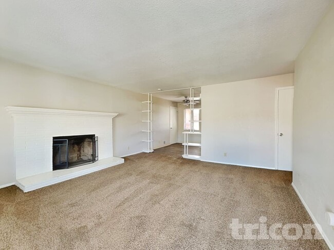 Photo - 1370 University Terrace