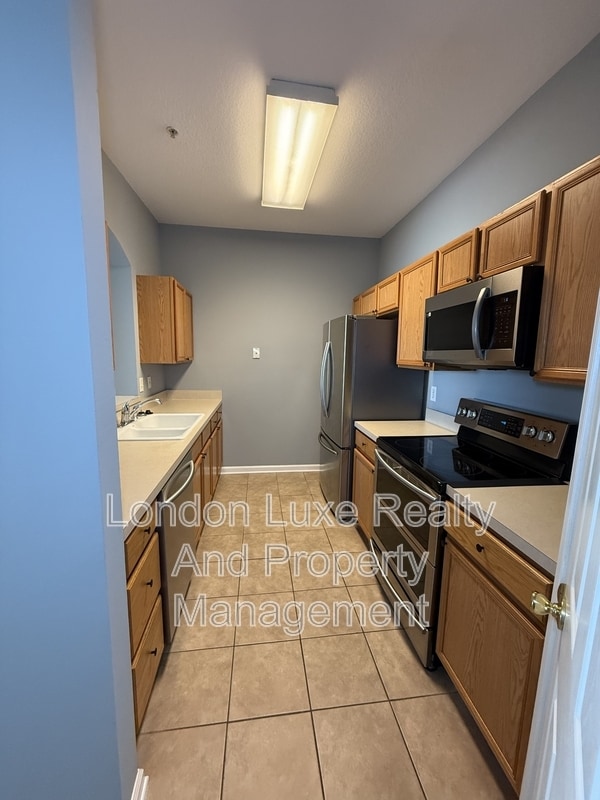 Photo - 7990 Baymeadows Rd