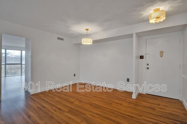 Photo - 3080 Walnut Grove Rd Condo Unit #308
