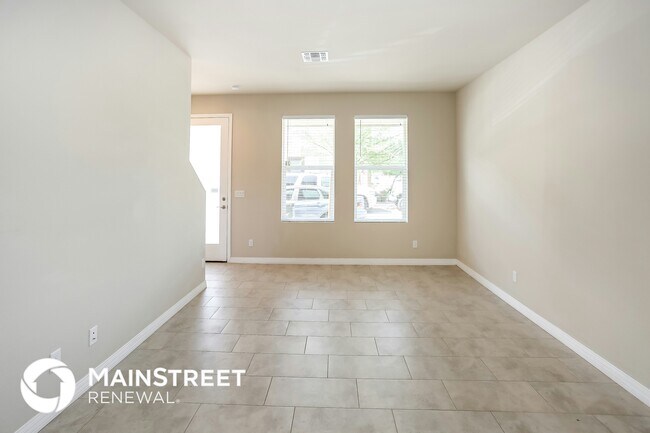 Photo - 2000 N 36th St