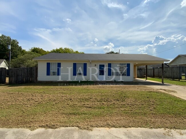 Building Photo - 49 Bert Rd NE Unit 49C Bert Rd