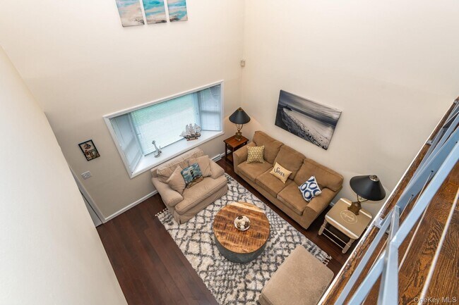 5 Hyler Dr