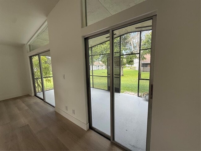 Photo - 15749 Woodgate Ct