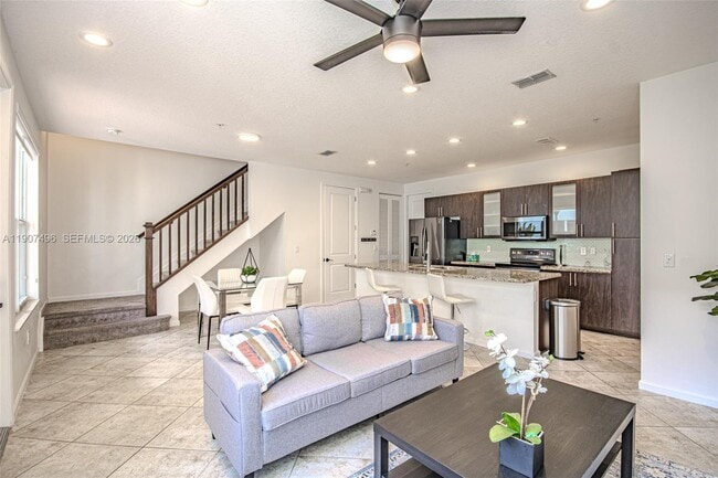 Photo - 1430 NW 48th Dr