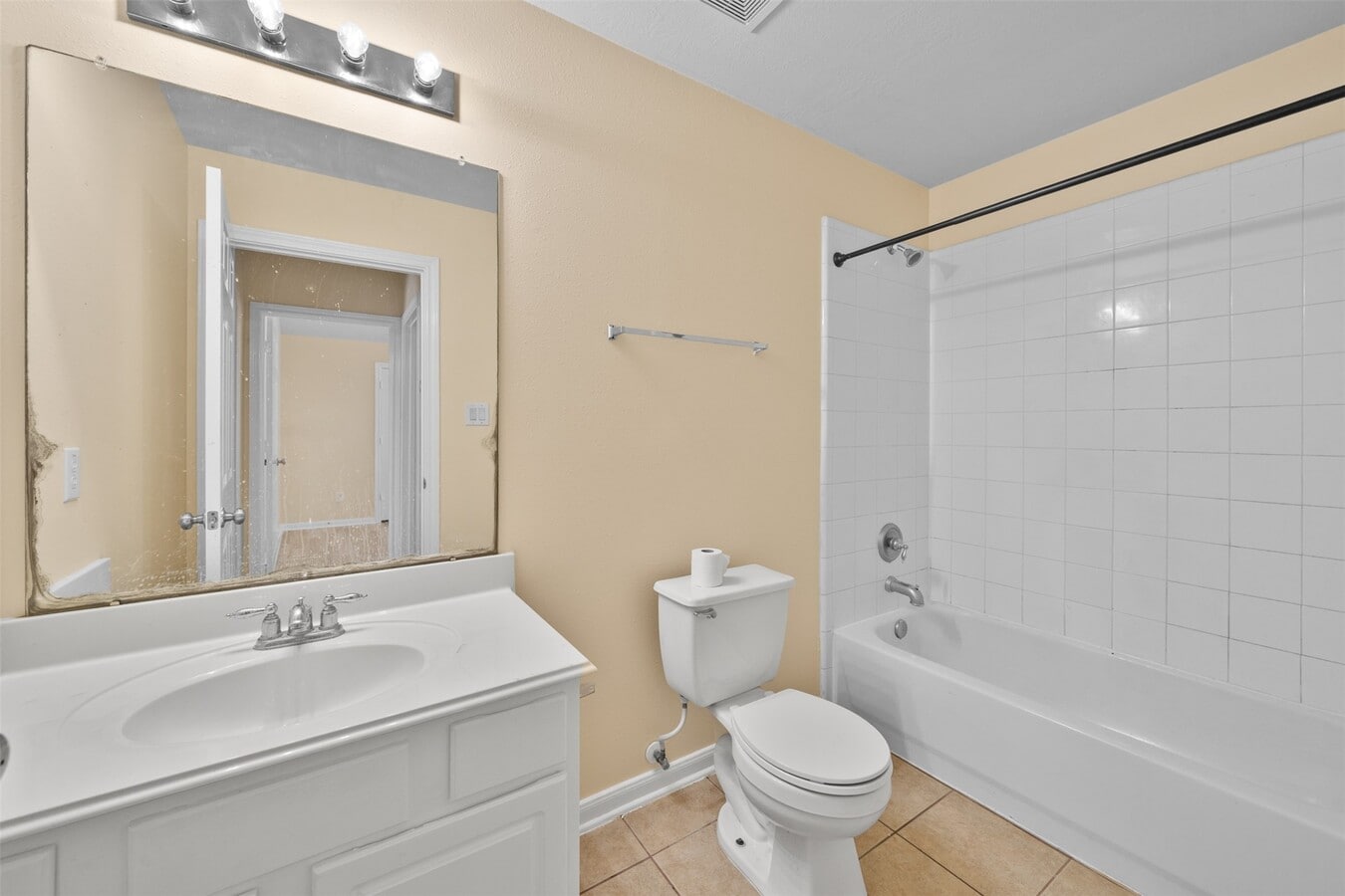 Photo - 12119 Lakewood Villa Dr