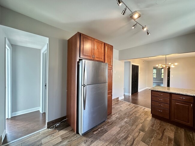 Photo - 2617 W Rascher Ave Unit 3