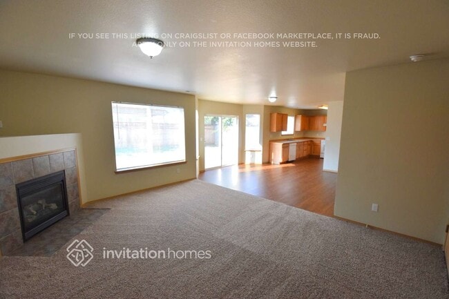 1220 202nd St Ct E