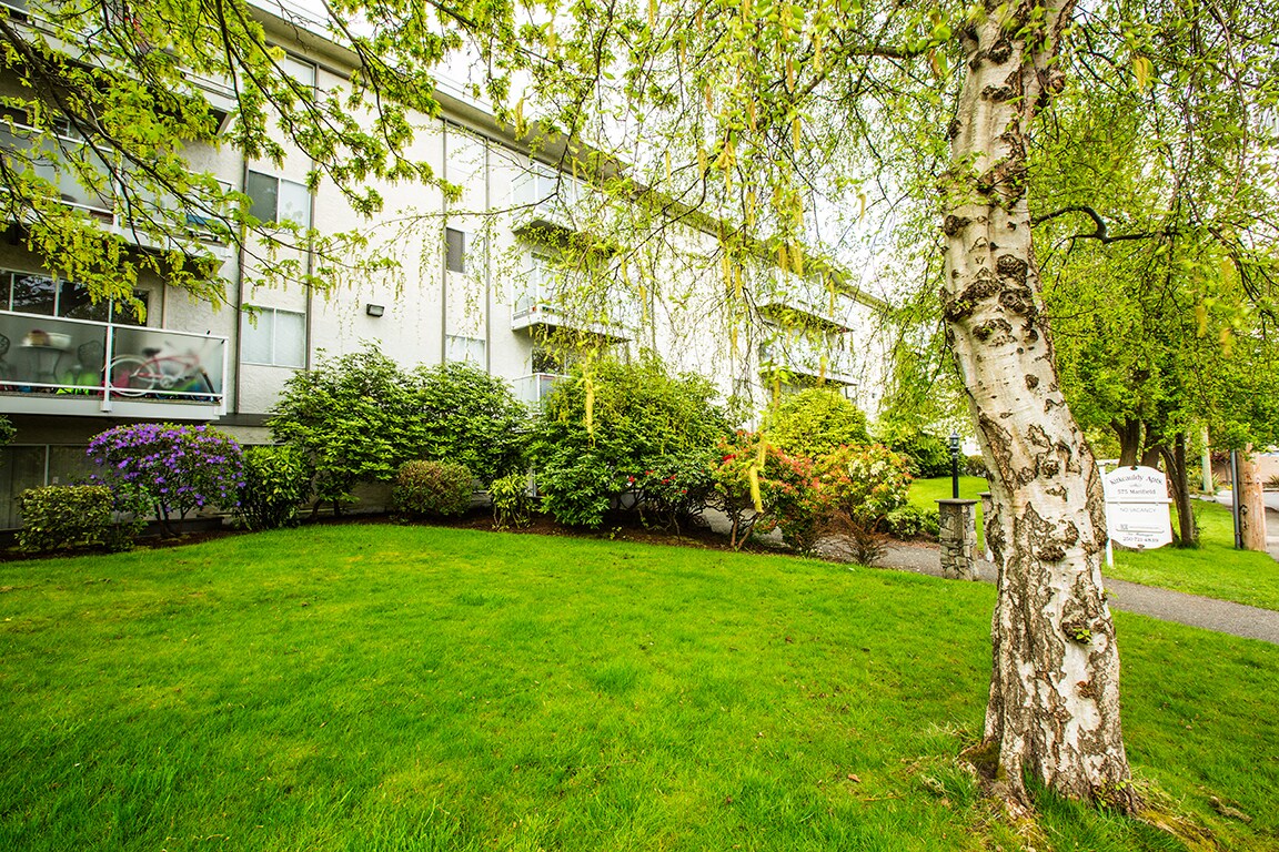 Photo - 575 Marifield Ave Unit 311