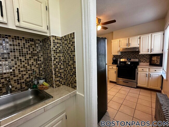 Photo - 32 Kingsdale St