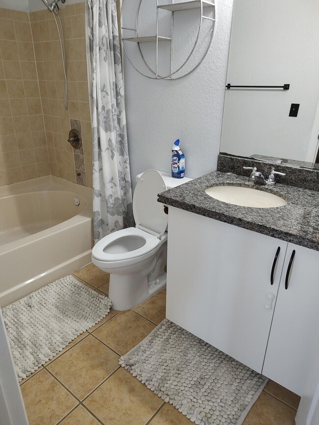Photo - 122 SW Peacock Blvd Unit 12204