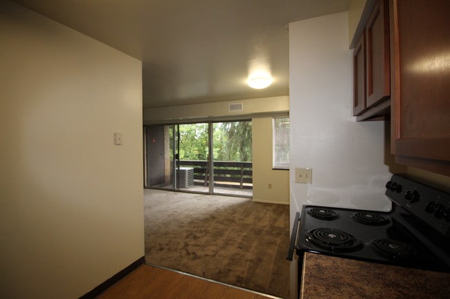 Photo - Versailles Castle Apartments