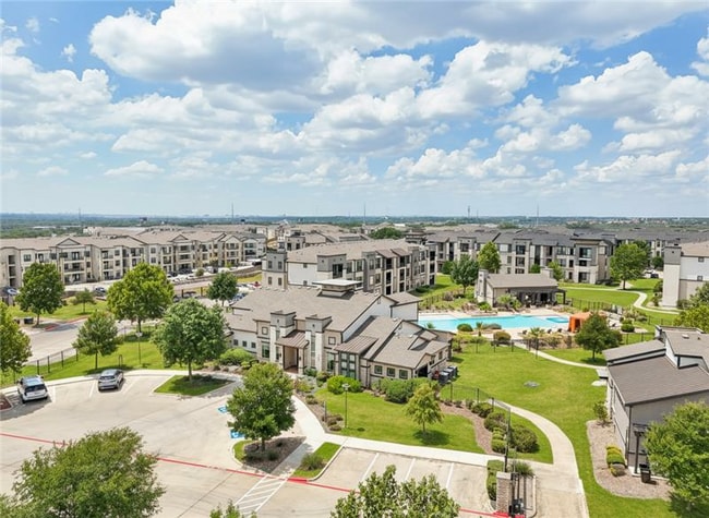 Building Photo - SYNC at Nobu Station