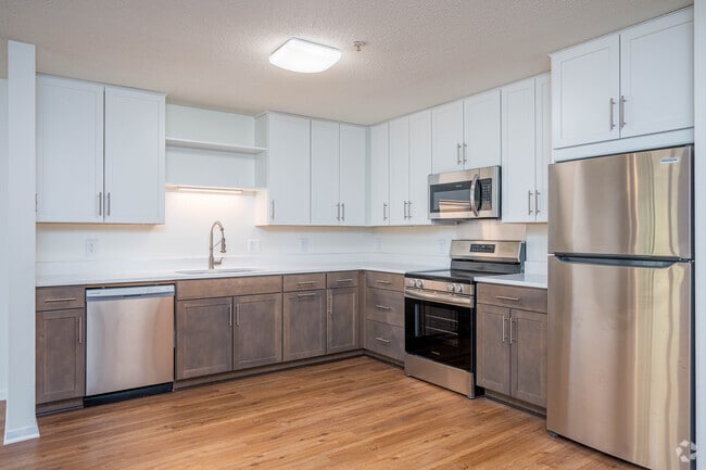 Interior Photo - Pondview Apartments