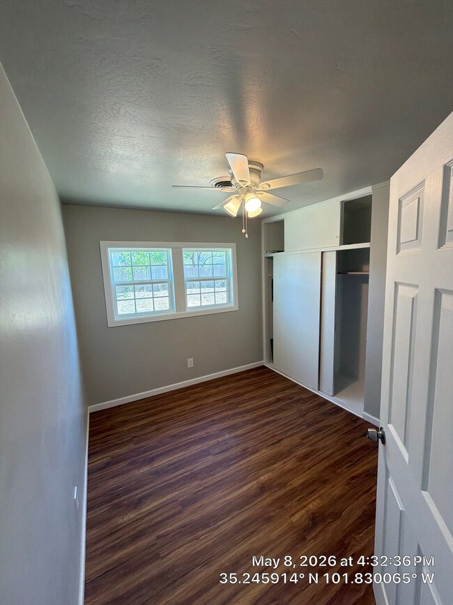 Photo - 308 Teakwood St