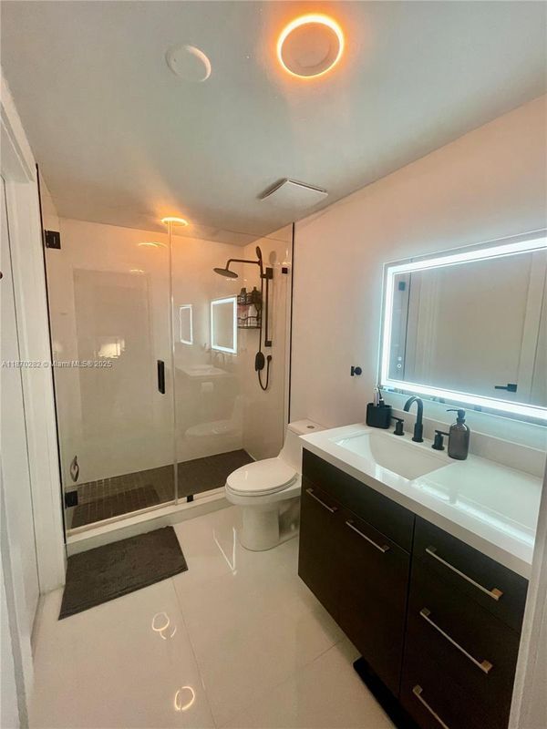 Photo - 690 SW 1st Ct