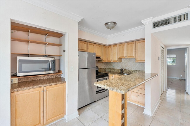 Photo - 4050 NE 12th Terrace Unit 39-2