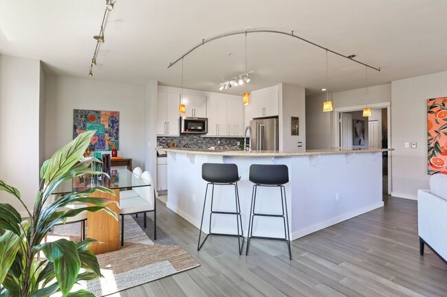 Photo - South Lake Union View 3 bed Condo availabl...