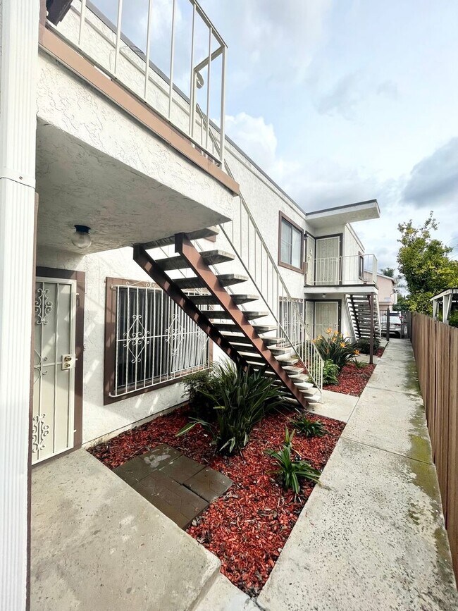 Photo - 2 bedroom 2 bath! Huge MOVE IN SPECIAL! Unit #4