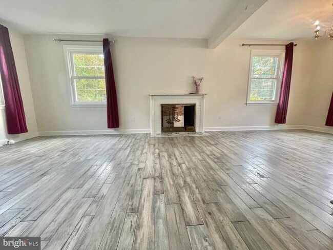 Photo - 8614 Ridge Rd