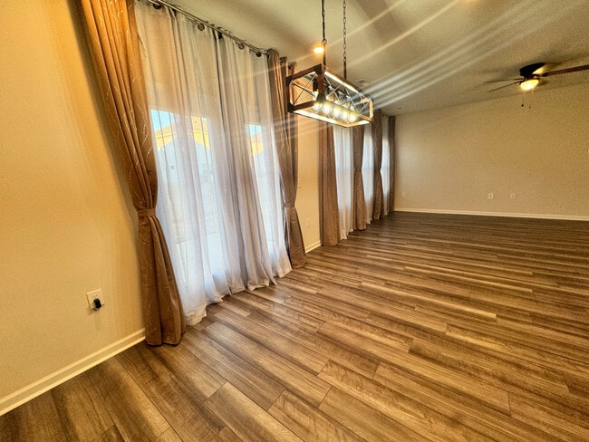 Photo - Room in House on Bedrock Rd