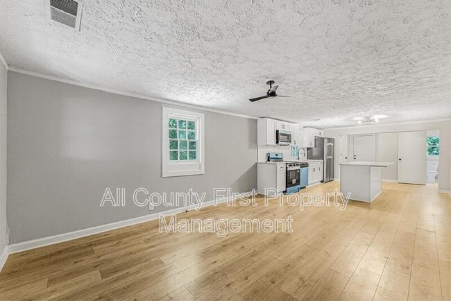 Photo - 2845 3rd Ave SW Unit 2845 1