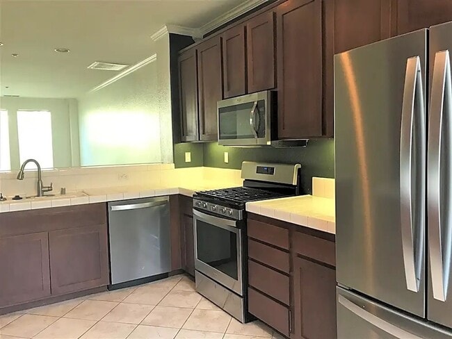 Photo - Charming 4 bedroom 4 bathroom in heart of East Lake!
