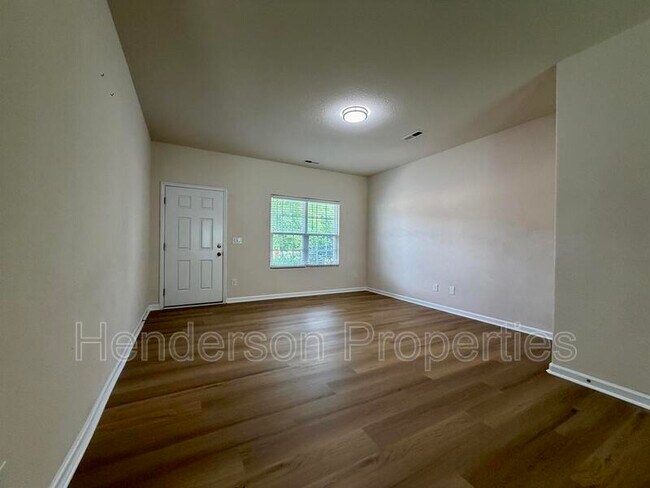 Photo - 3122 Riley Ave