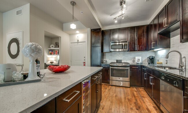Photo - Save Big on Select Units – Up to $1,000 OFF! Unit 29WD1