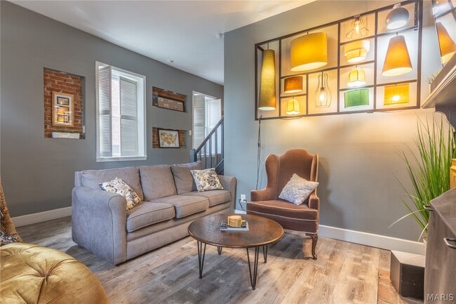 Photo - 908 Hickory St
