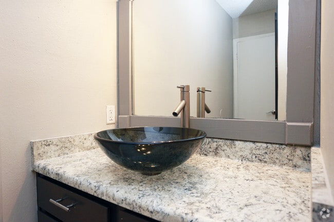 Tuscany Park Apartments