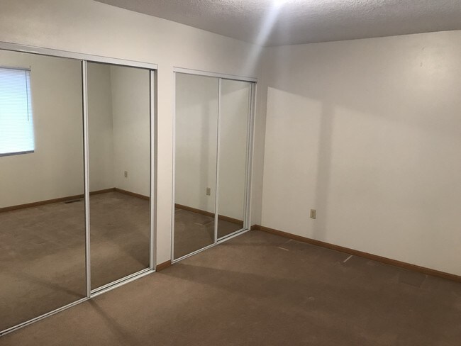 Photo - 825 Parker Blvd