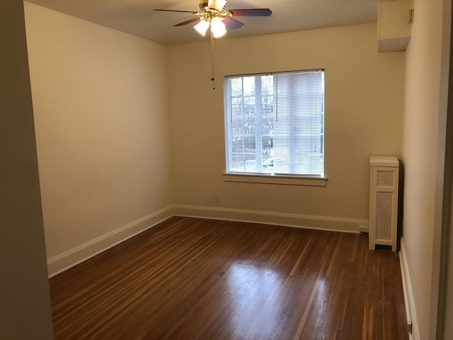 Photo - Baringer Manor