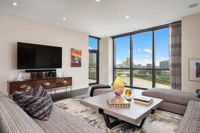 Photo - 250 W Spring St Unit 1214