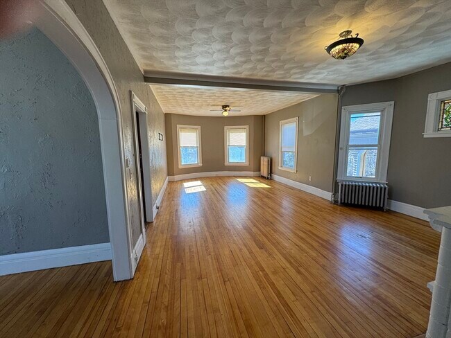 Photo - 23 Stoneland Rd