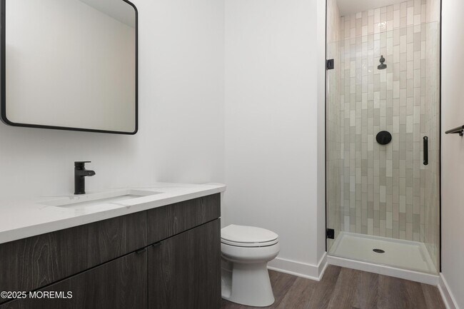 Photo - 6 West End Ct Unit 301