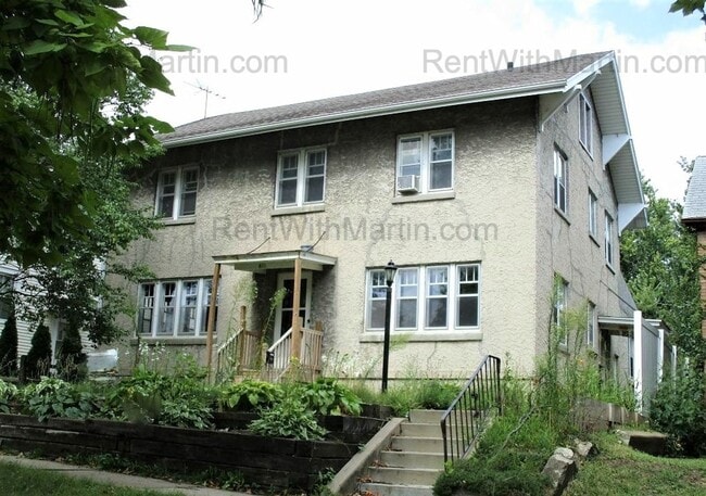 Building Photo - 808-810 W 2nd St Unit 2