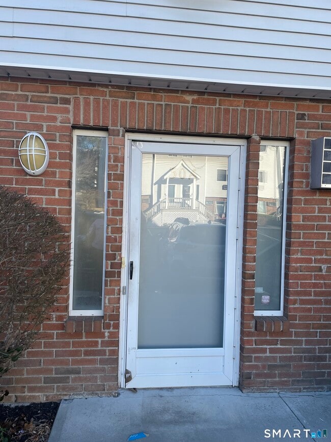 Building Photo - 925 Oronoke Rd Unit 30A