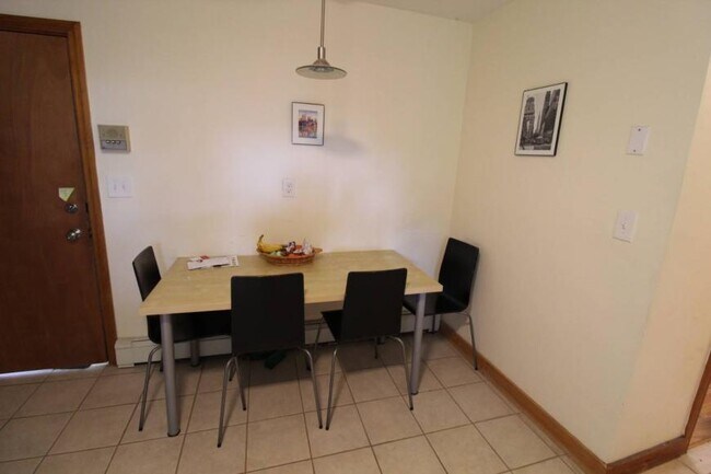 Photo - 3.0 bedroom in Cambridge Massachusetts 02139 Unit 1-R