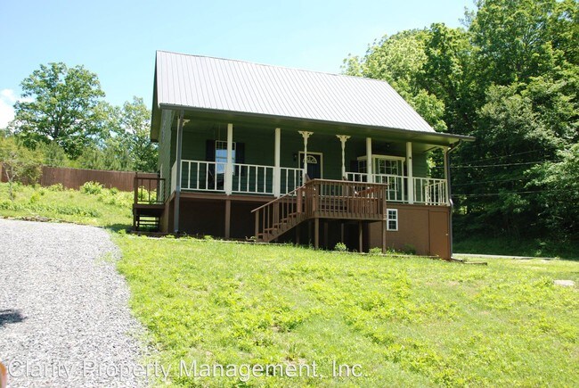 Apartments For Rent In Cleveland Tn Forrent Photo 3 Br 2 Bath House 399 Brown Drive