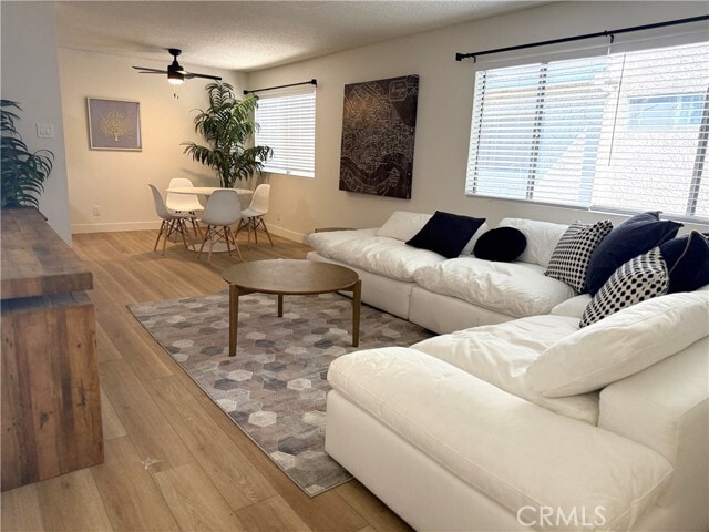 Building Photo - 18657 Collins St Unit 12A