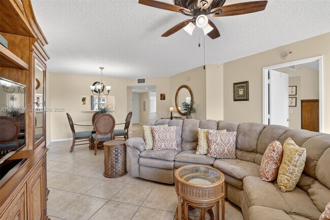 Photo - 1651 SW 127th Ave Unidad 305A