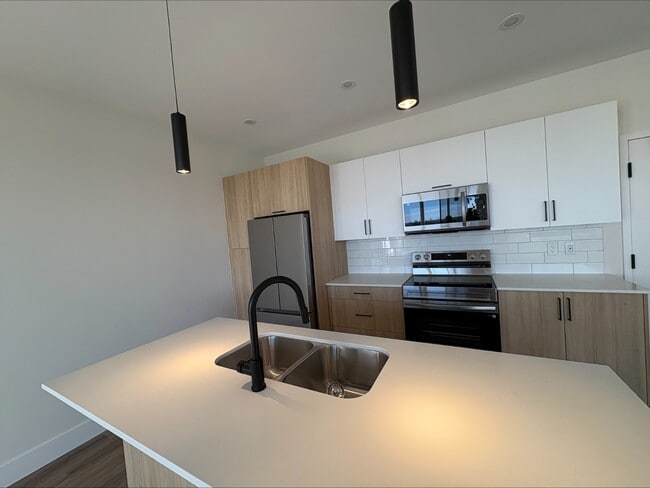 Photo - 1035 Melanson Rd Unit 603