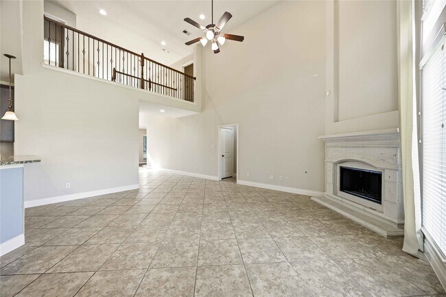 Photo - 27707 Lodgemist Ct