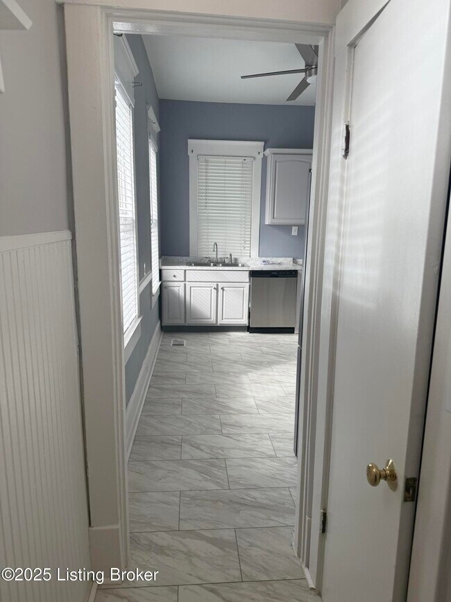 Photo - 1529 Christy Ave Unidad 1