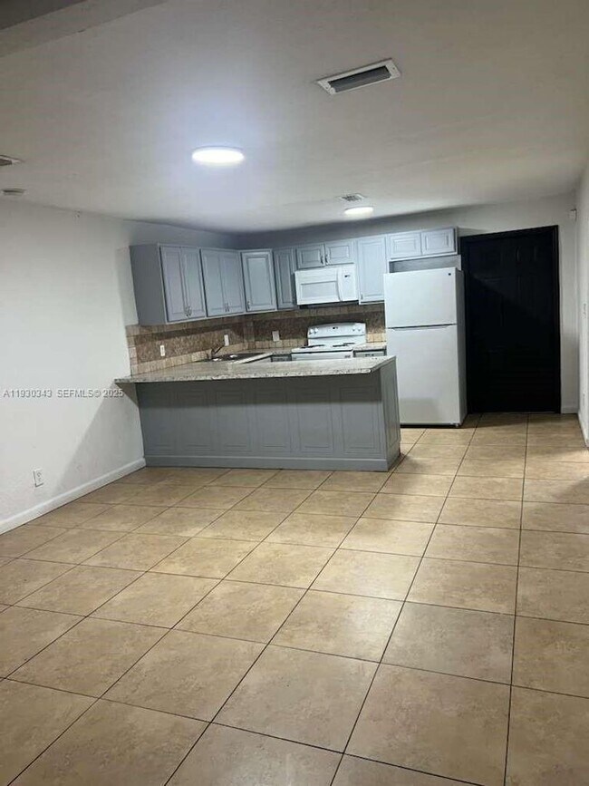 Photo - 3057 NW 63rd St