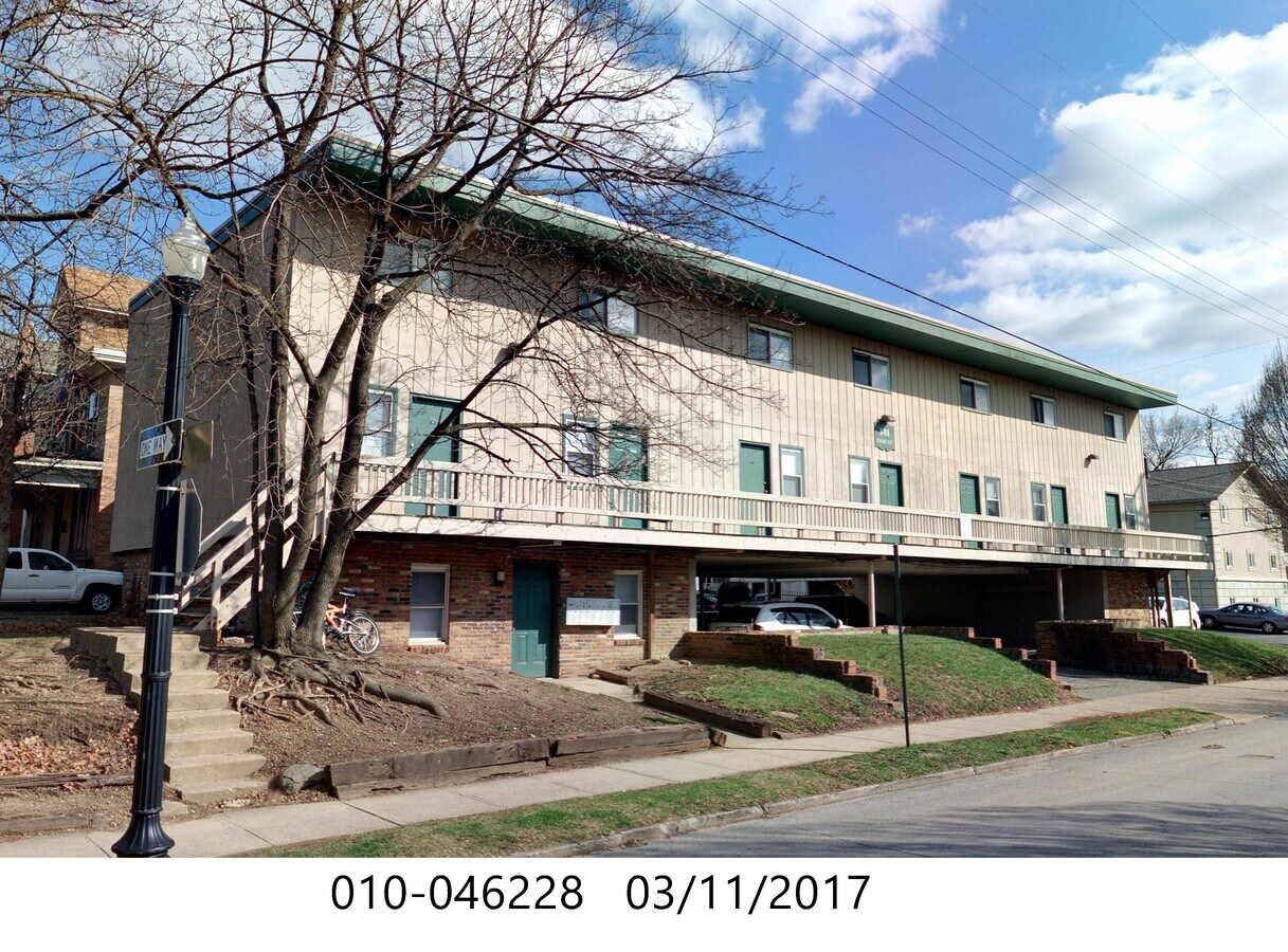 Photo - 141 E 13th Ave Apartments Unit a