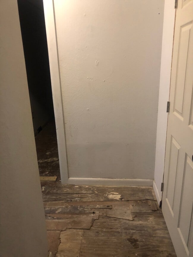 Photo - 327 E Stuart Ave