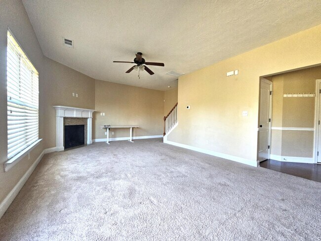 Photo - 3915 Griese Ln