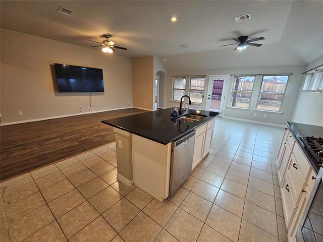 Photo - 6005 Fremont Dr